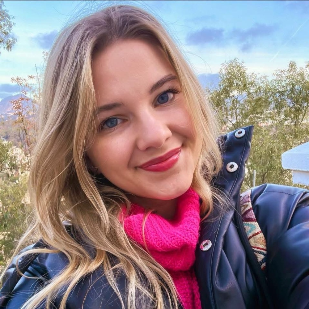 Meet your Posher, Abby:)